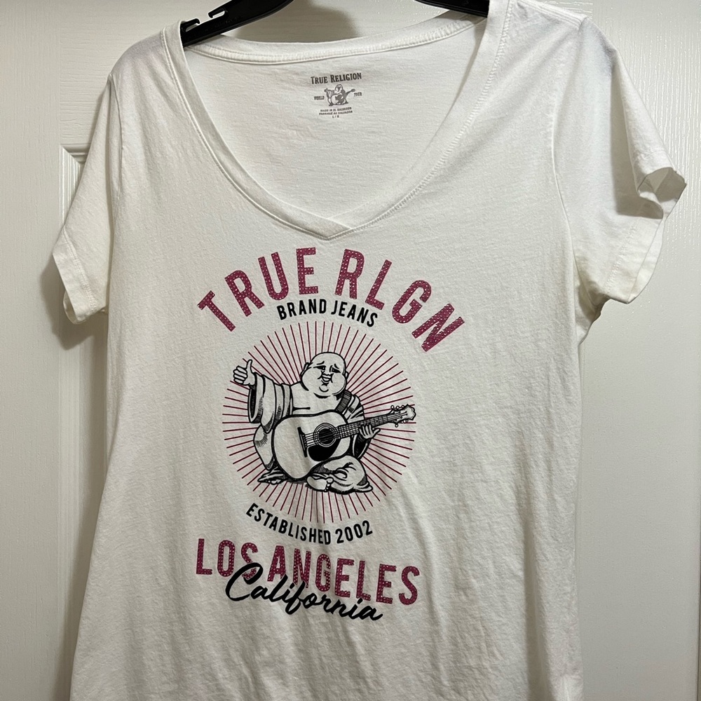 True Religion women’s size large short sleeve shirt.
